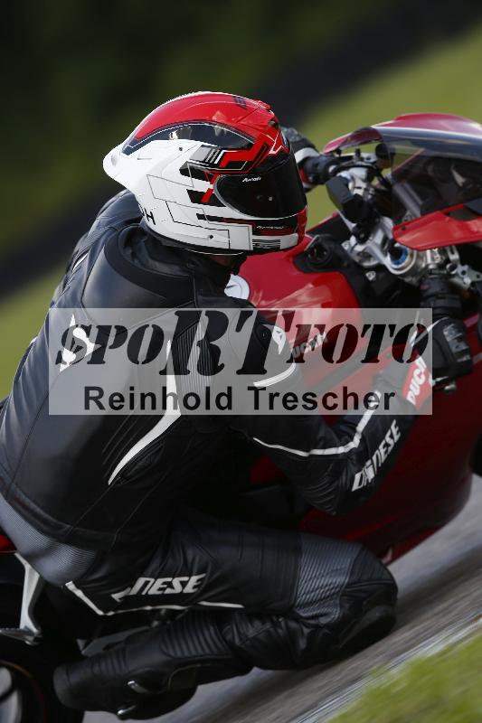 /Archiv-2024/29 12.06.2024 MOTO.CH Track Day ADR/Gruppe rot/100